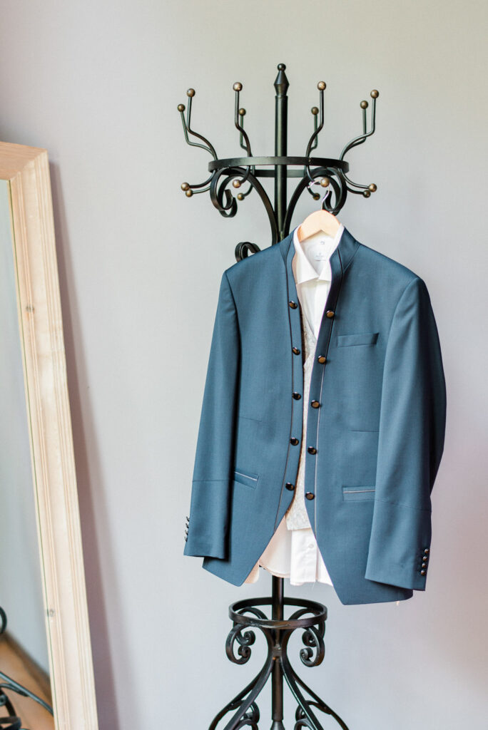 Fine Art Destination Wedding Photographer in Europe | Castle Wedding in Germany by Nicole Mihelic