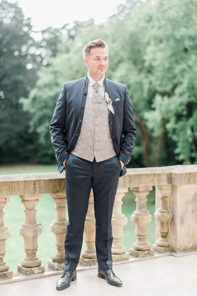 Fine Art Destination Wedding Photographer in Europe | Castle Wedding in Germany by Nicole Mihelic