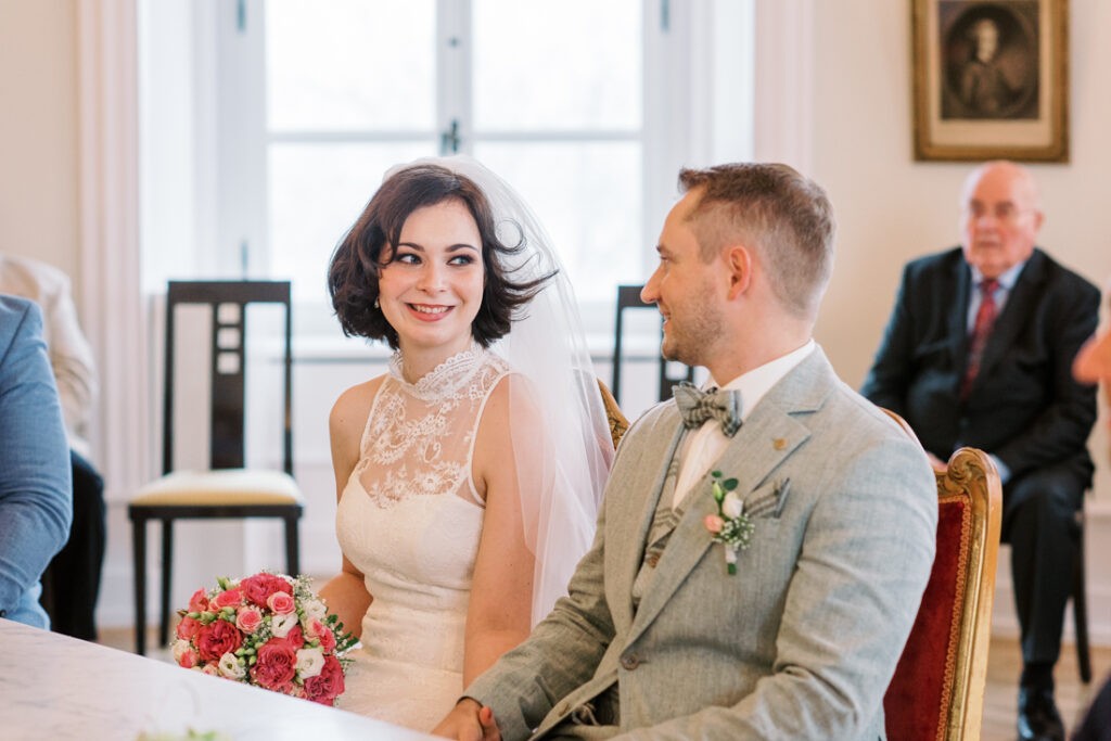 Fine Art Destination Wedding Photographer Europe | Fine Art Wedding Photographer Europe | Winter Castle Wedding Germany | Hochzeitsfotograf Celle Hamburg