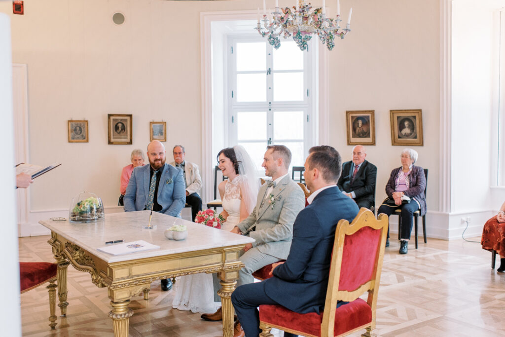 Fine Art Destination Wedding Photographer Europe | Fine Art Wedding Photographer Europe | Winter Castle Wedding Germany | Hochzeitsfotograf Celle Hamburg