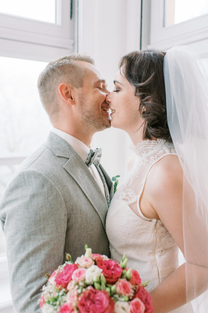 Fine Art Destination Wedding Photographer Europe | Fine Art Wedding Photographer Europe | Winter Castle Wedding Germany | Hochzeitsfotograf Celle Hamburg