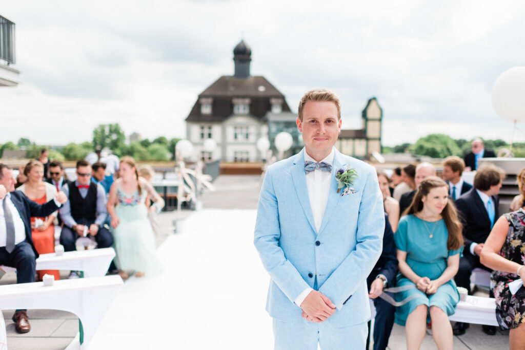 Fine Art Destination Wedding Photographer Europe | Nicole Mihelic | Hochzeitsfotograf Hamburg Elbphilharmonie