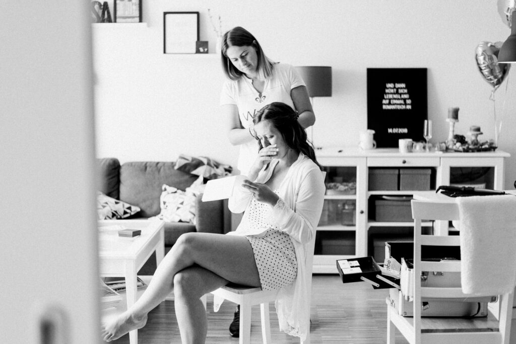 Fine Art Destination Wedding Photographer Europe | Nicole Mihelic | Hochzeitsfotograf Hamburg Elbphilharmonie