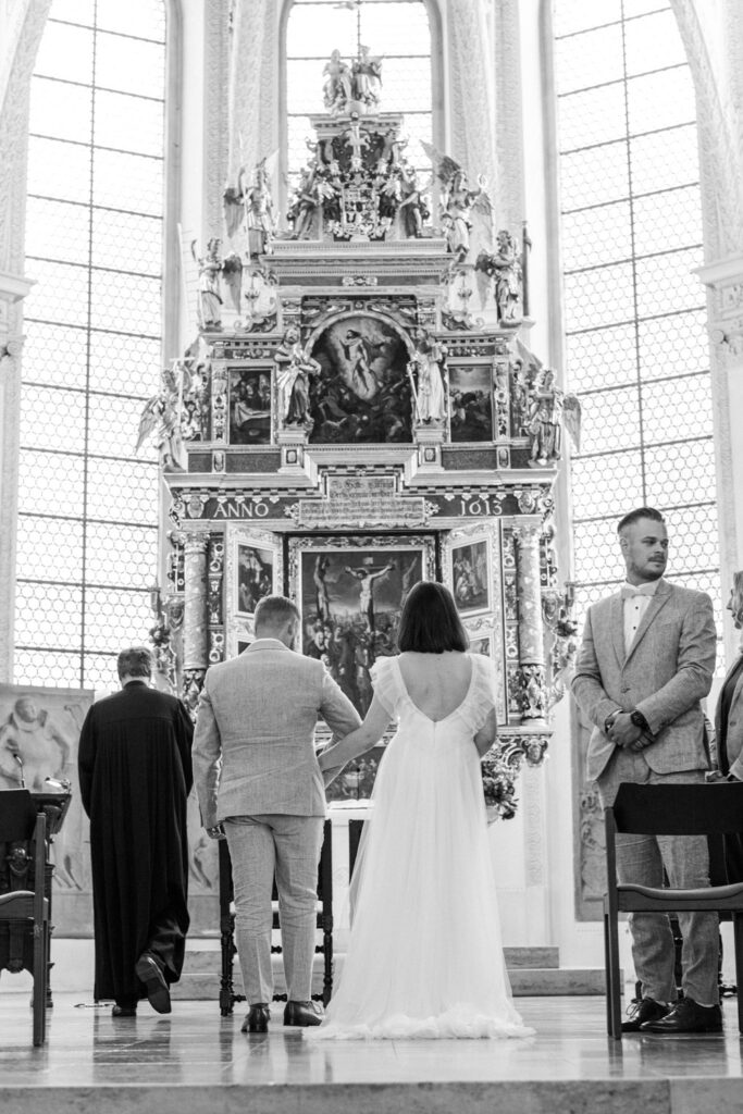 Nicole Mihelic Fine Art Destination Wedding Photograper Europe | Photographer France | Wedding Photographer Provence | Paris Wedding | Tuscany Wedding Photographer | Fine Art Photographer Italy