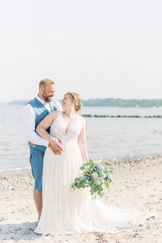 Fine Art Destination Wedding Photographer Europe | Nicole Mihelic | Hochzeit in Strande | Hochzeitsfotograf Strande | Hochzeitsfotograf Celle