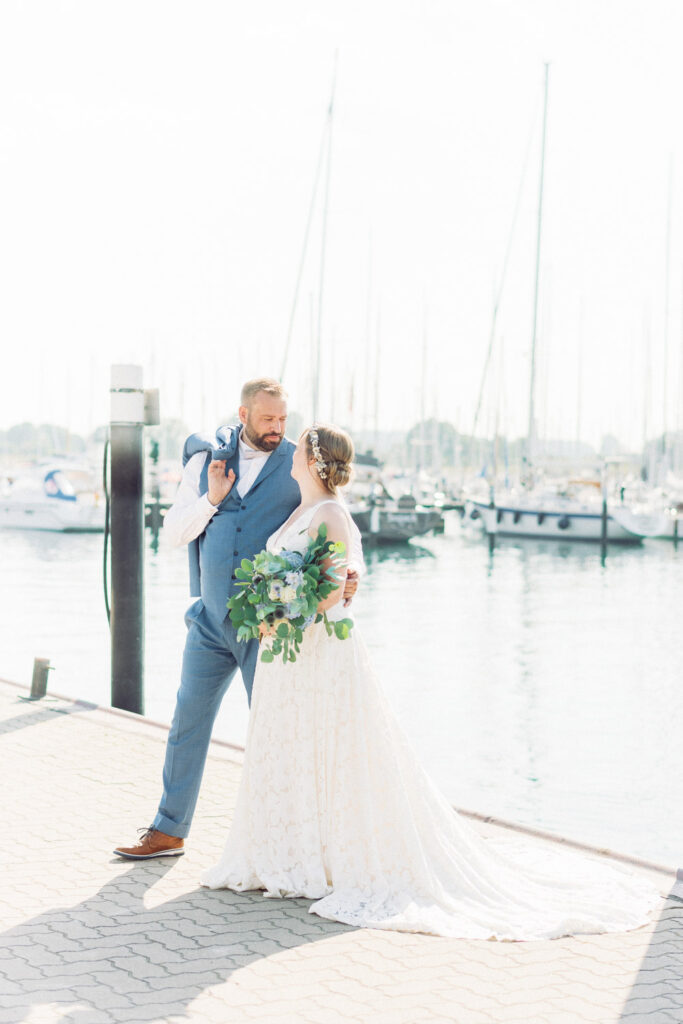 Fine Art Destination Wedding Photographer Europe | Nicole Mihelic | Hochzeit in Strande | Hochzeitsfotograf Strande | Hochzeitsfotograf Celle